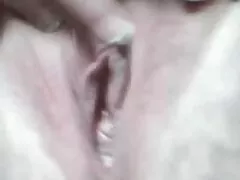 Wunderschöne Blondine, die vater fickt kleine tochter es geschickt macht
