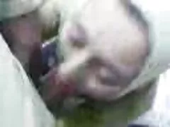 Student gefangen, gefickt, zum papa fickt nachbarin Abspritzen gebracht